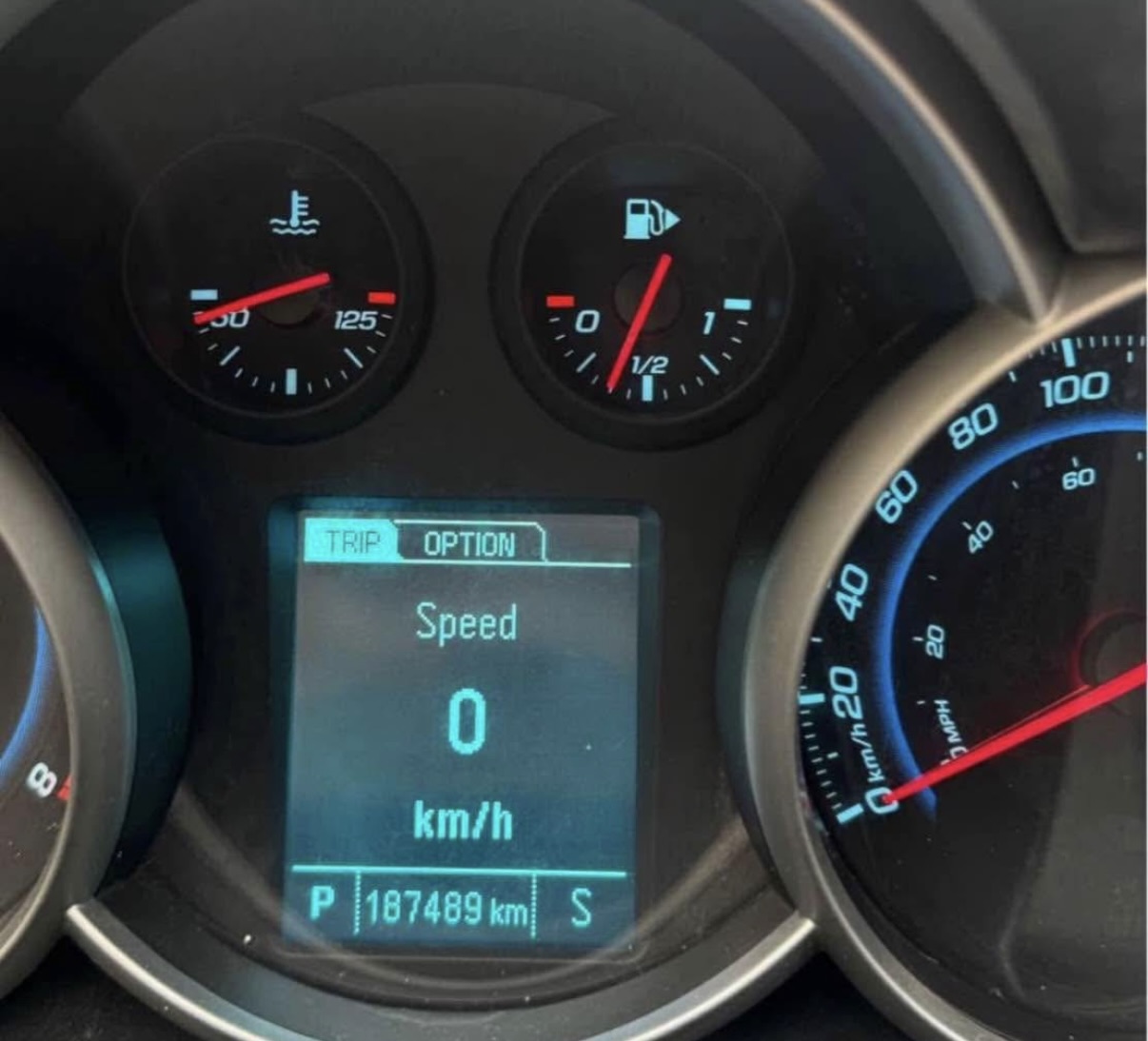 
								2014 Chevrolet Cruze full									